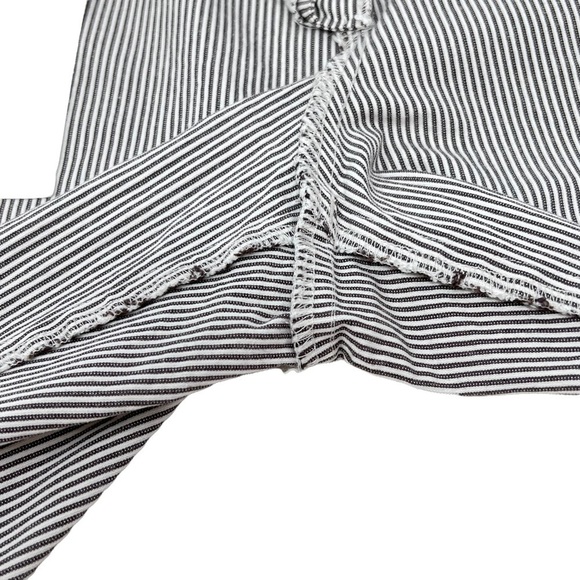 Lauren Ralph Lauren LRL Active Blue White Stripe Stretch Bermuda Shorts Size 8 - Picture 13 of 13